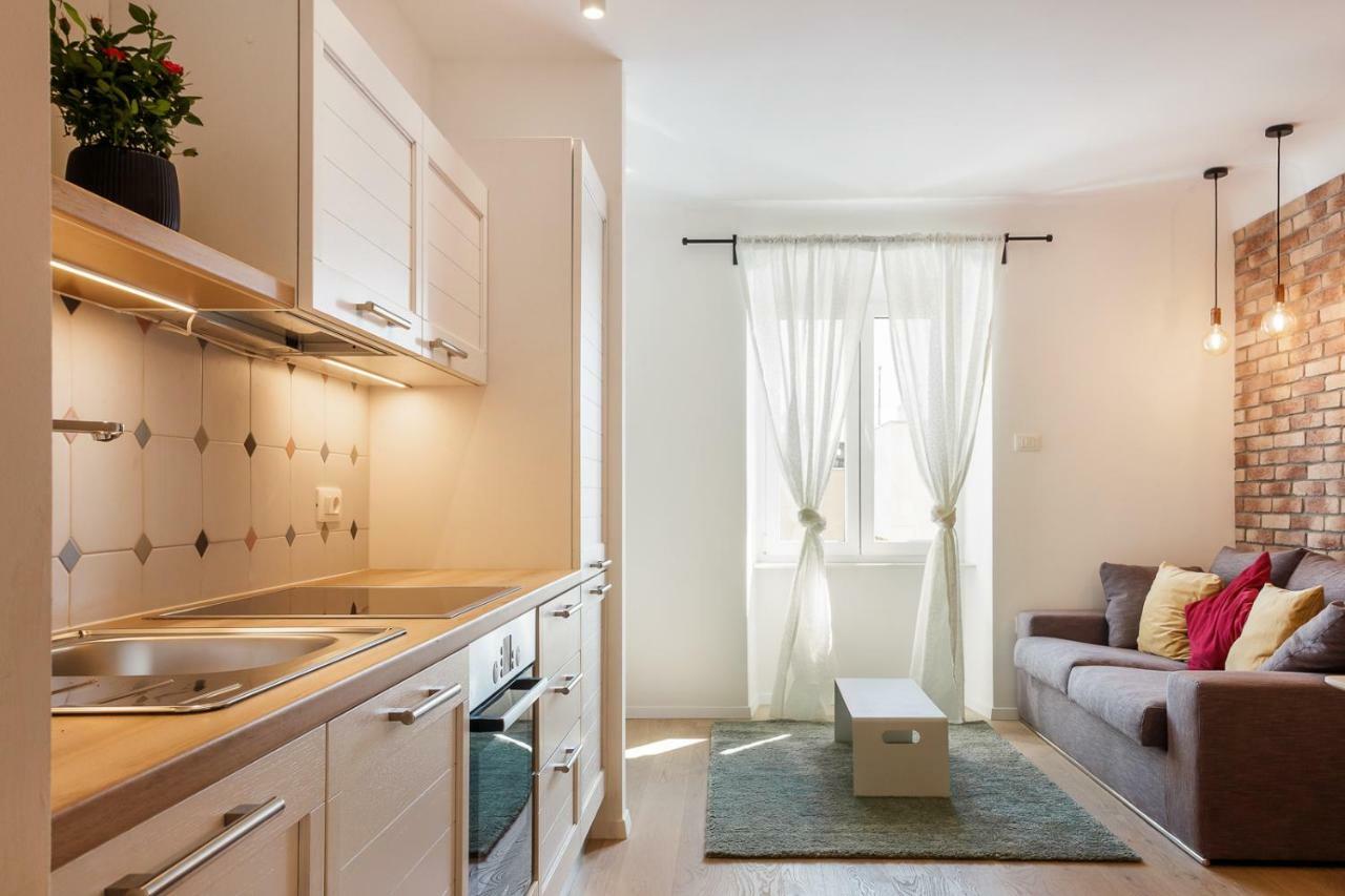 Central Rijeka Apartments Ciottina 24 Bagian luar foto