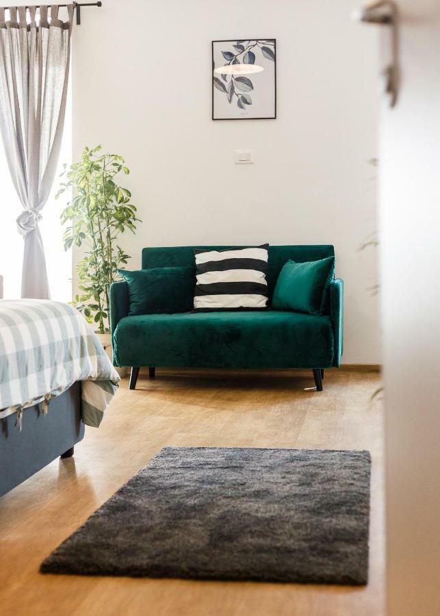 Central Rijeka Apartments Ciottina 24 Bagian luar foto